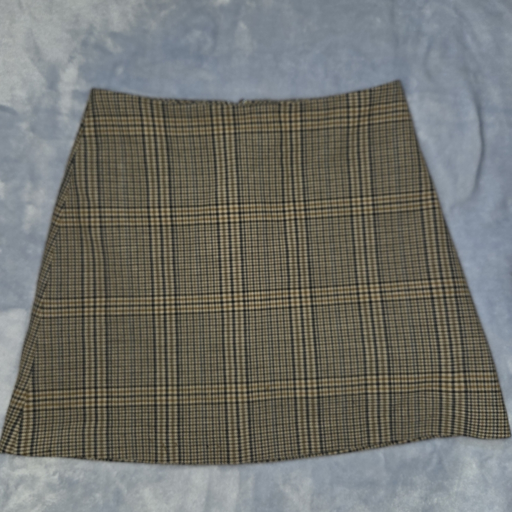 Wilfred Checkered A-Line Skirt in Tan and Black